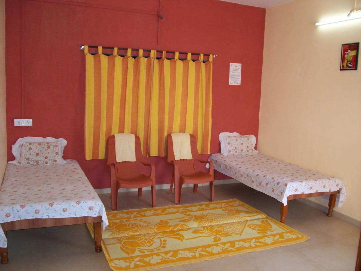 Mtdc Approved Mohiniraj Guest House 나식 외부 사진